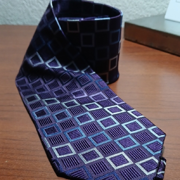 MICHAEL Michael Kors Purple and Blue Square Pattern Tie - Picture 8 of 9